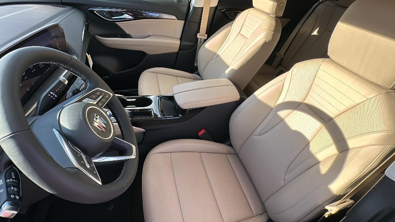 2025 Buick Envision Preferred 18