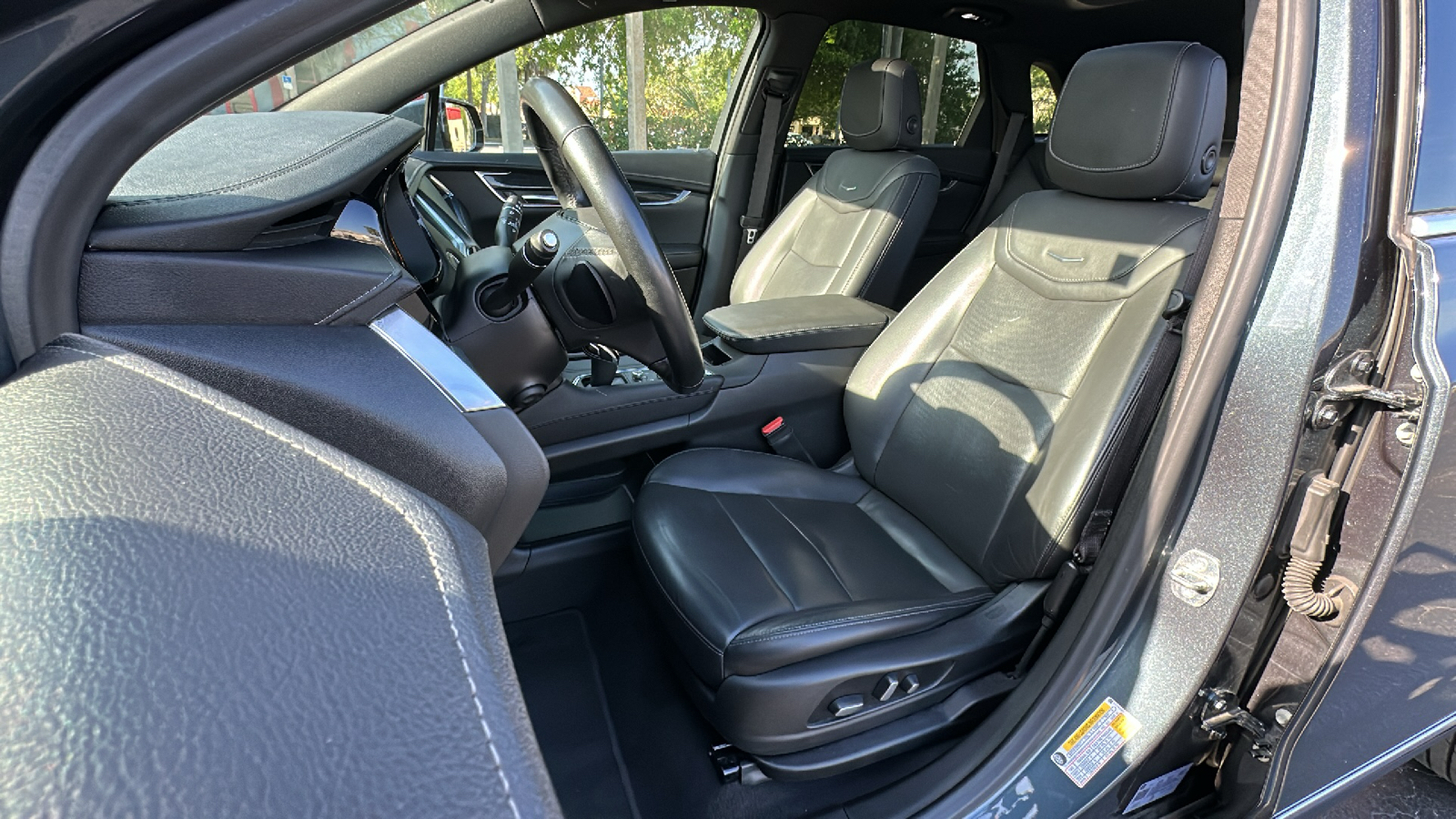 2021 Cadillac XT5 Premium Luxury 32