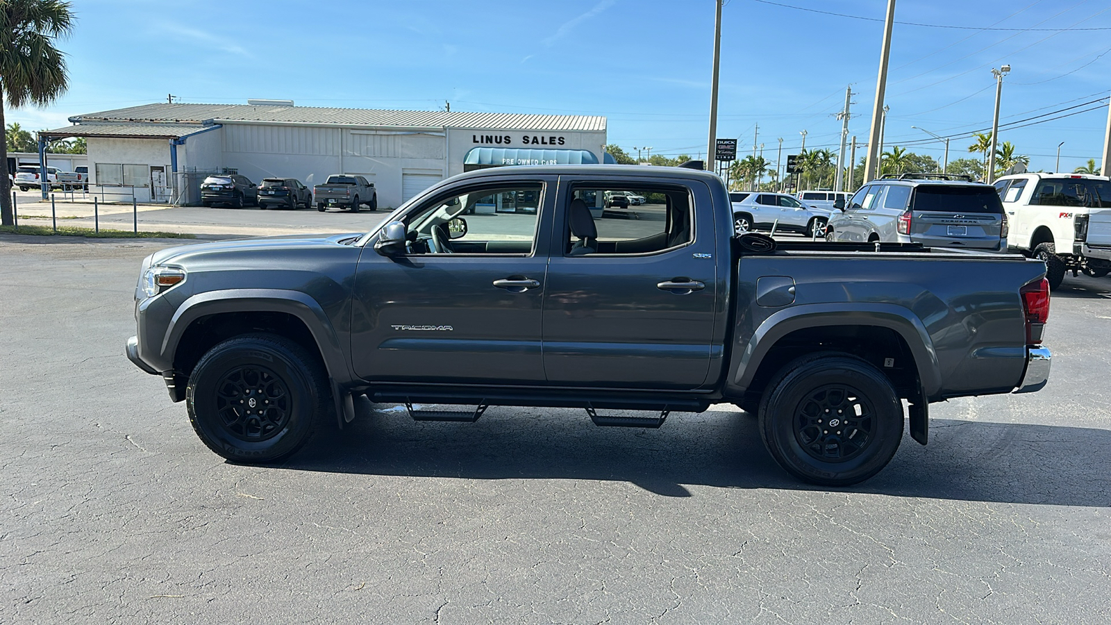 2022 Toyota Tacoma SR5 4