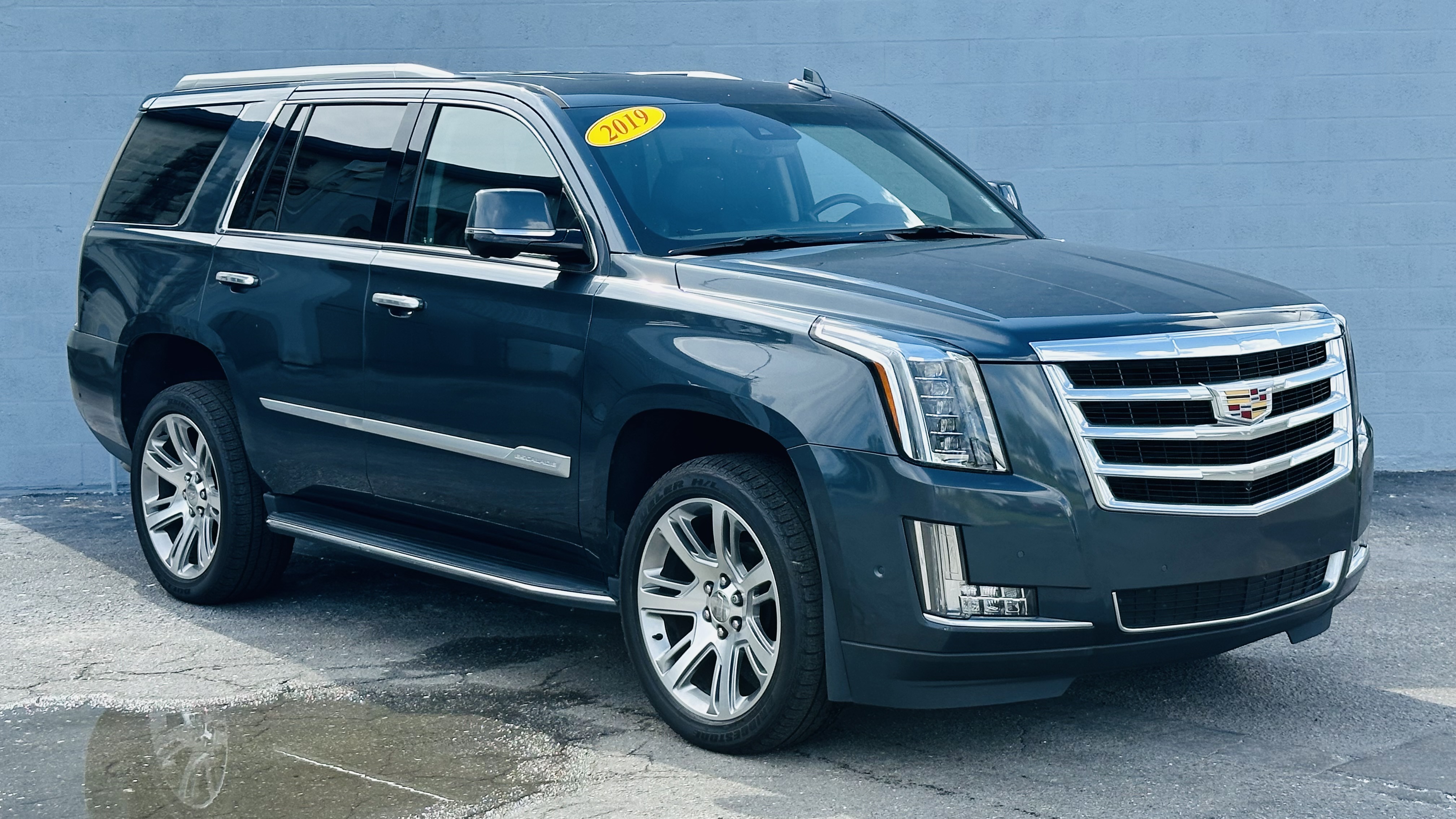 2019 Cadillac Escalade Luxury 1