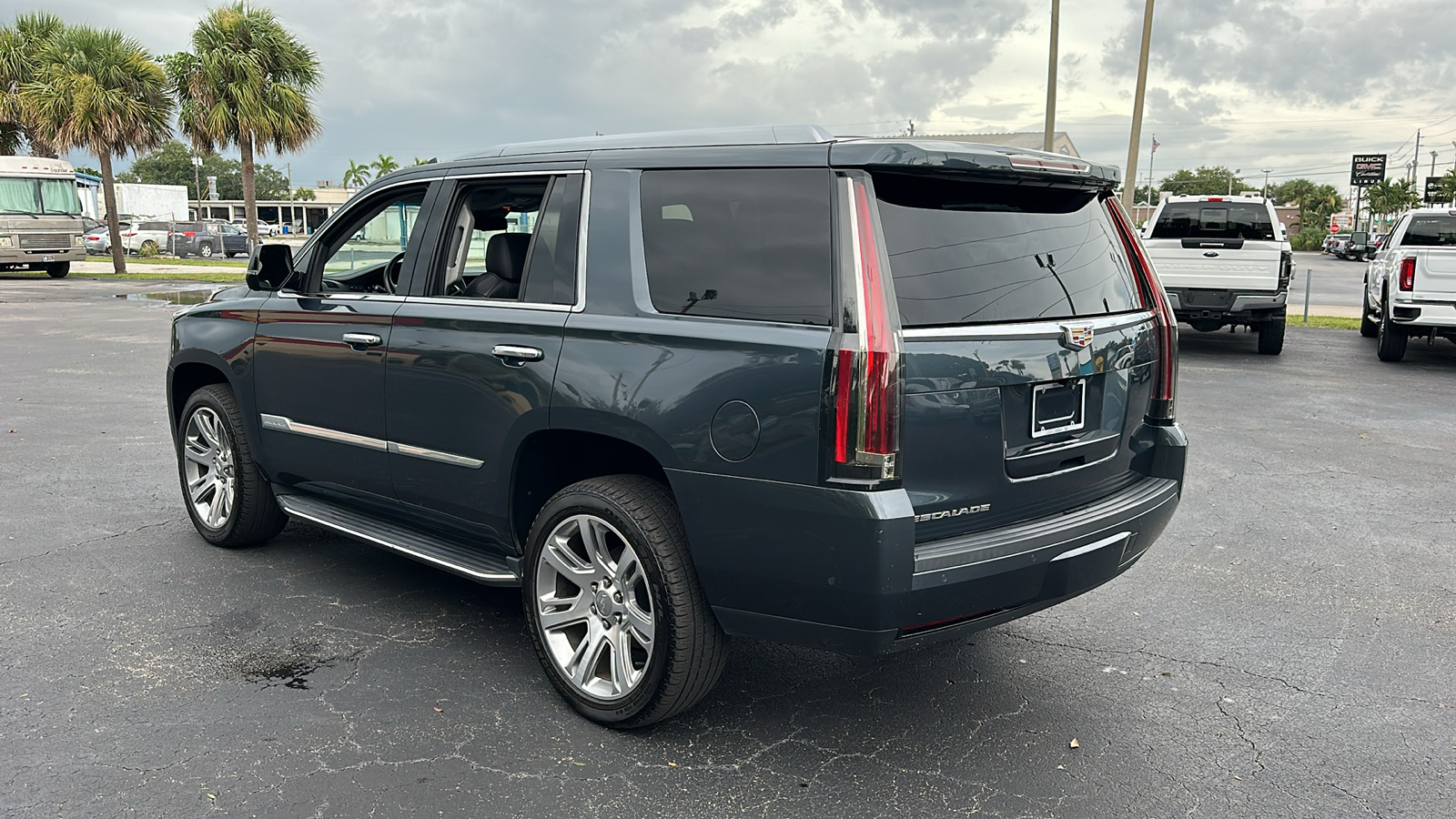 2019 Cadillac Escalade Luxury 5