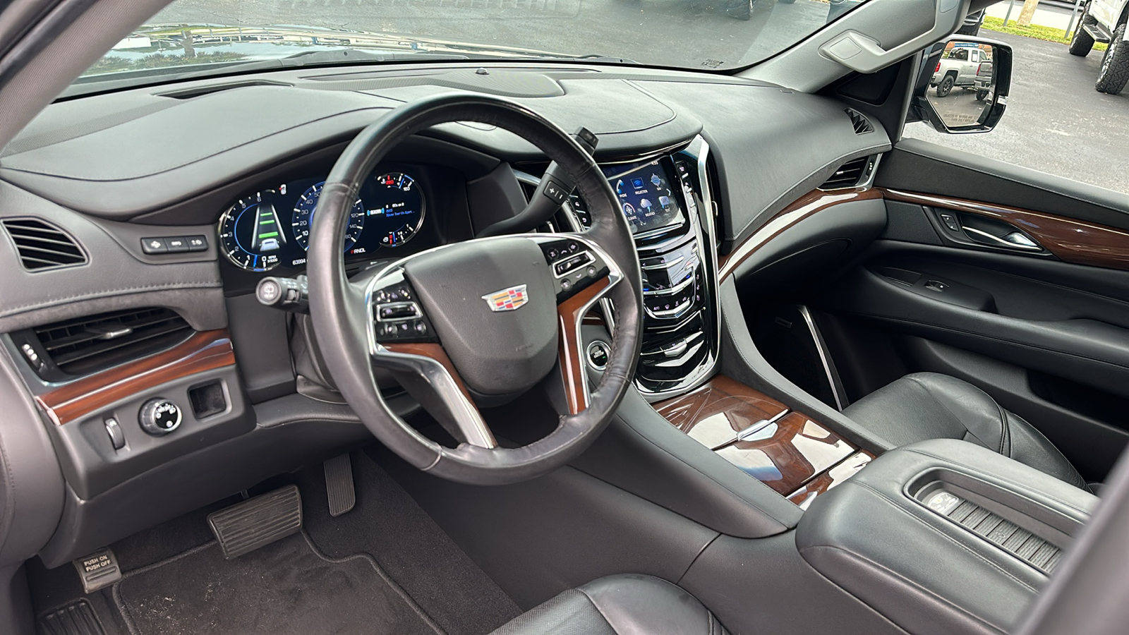 2019 Cadillac Escalade Luxury 11