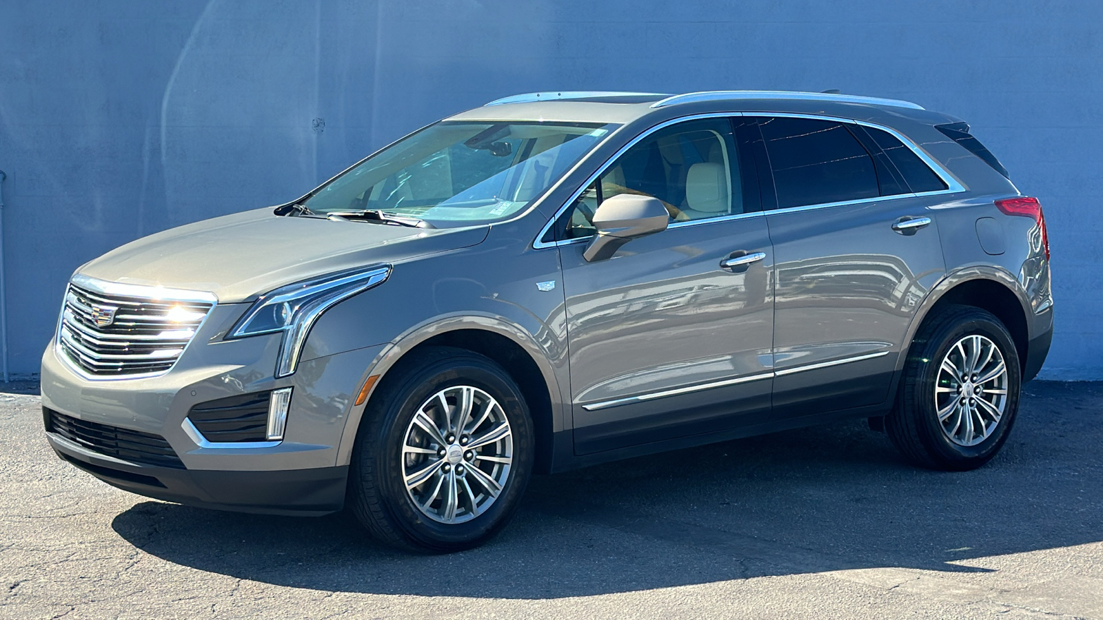 2017 Cadillac XT5 Luxury 3