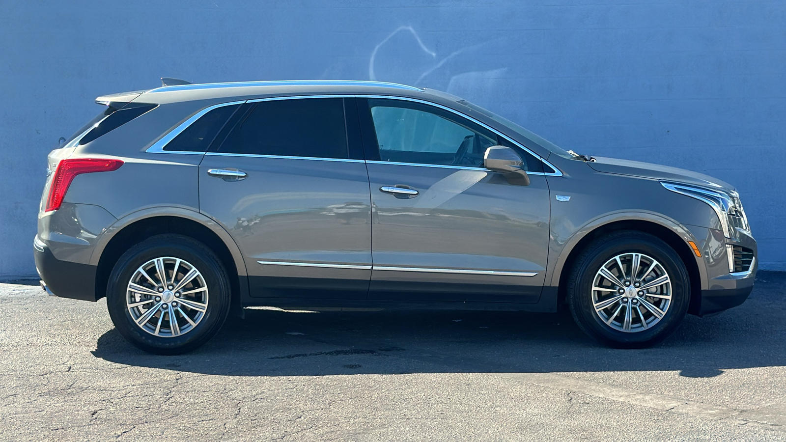 2017 Cadillac XT5 Luxury 8