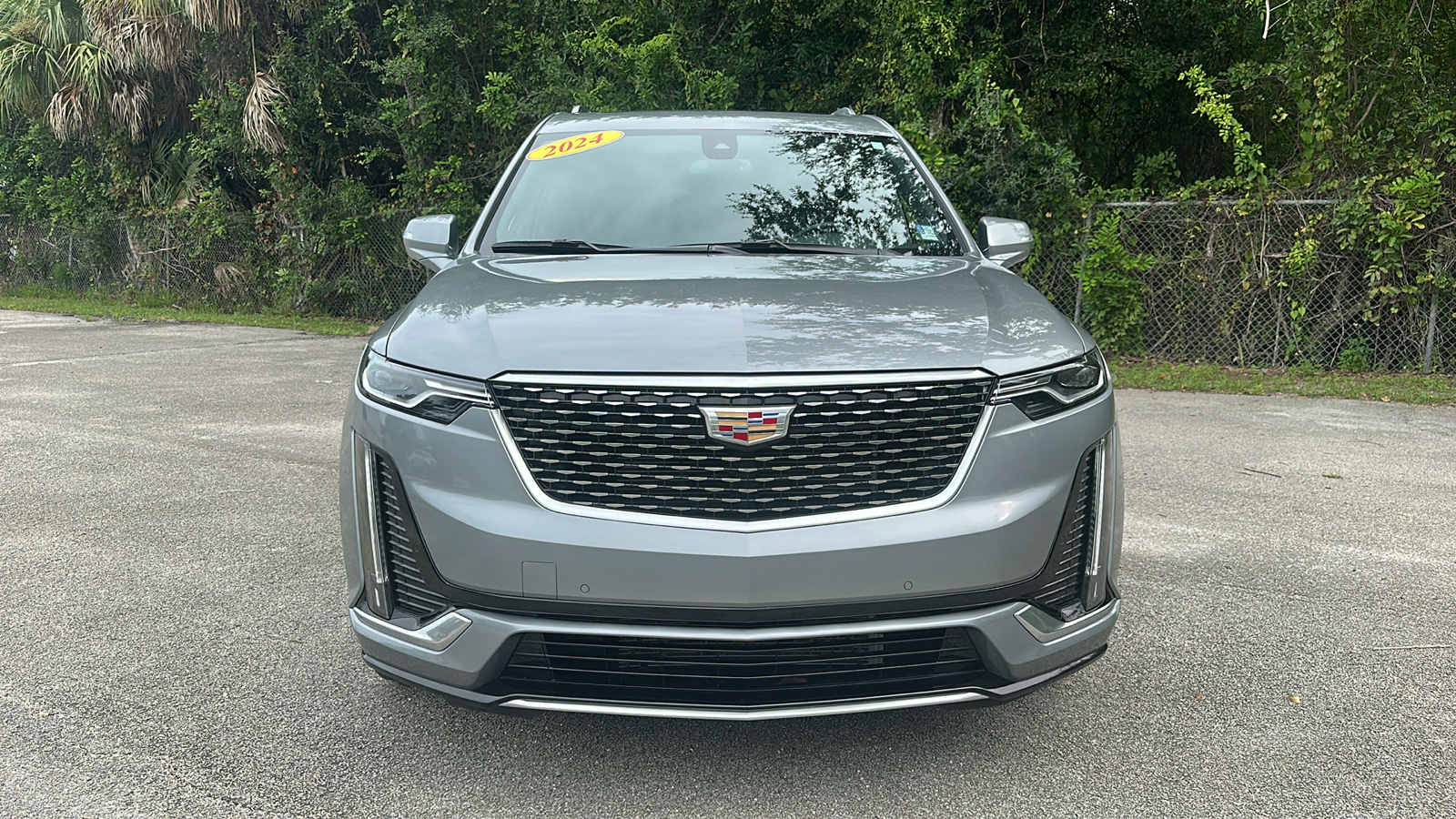 2024 Cadillac XT6 Premium Luxury 2