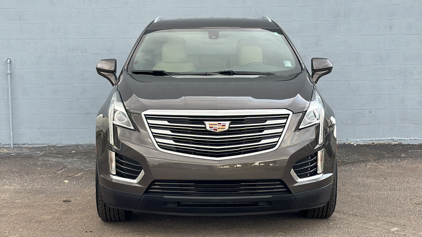 2019 Cadillac XT5 Base 2