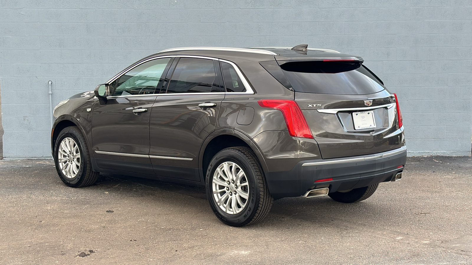 2019 Cadillac XT5 Base 5