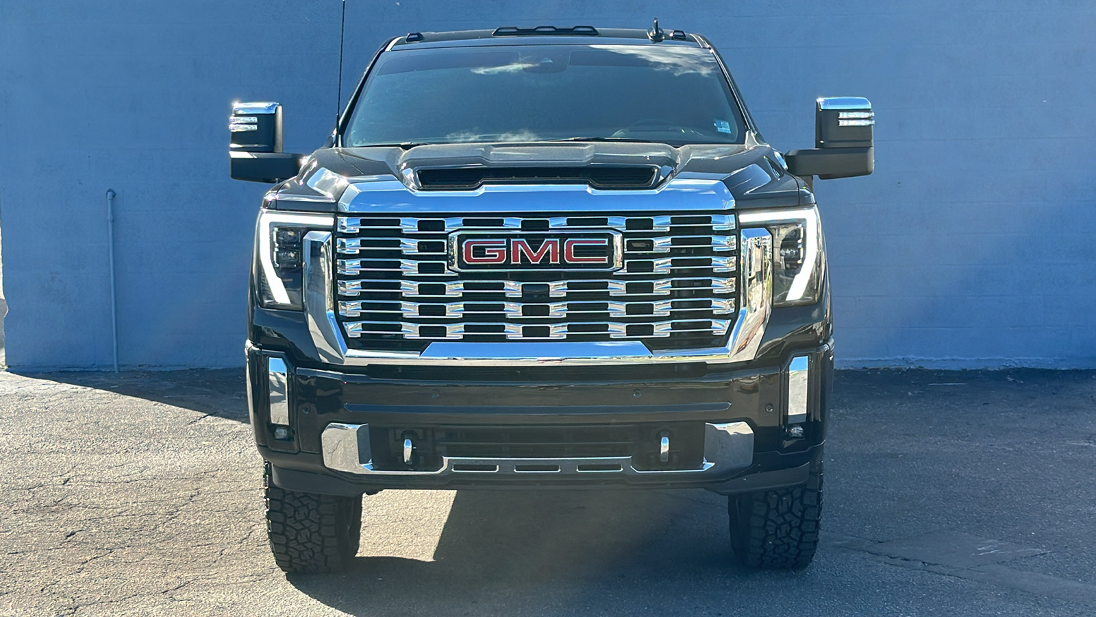 2024 GMC Sierra 2500HD Denali 2