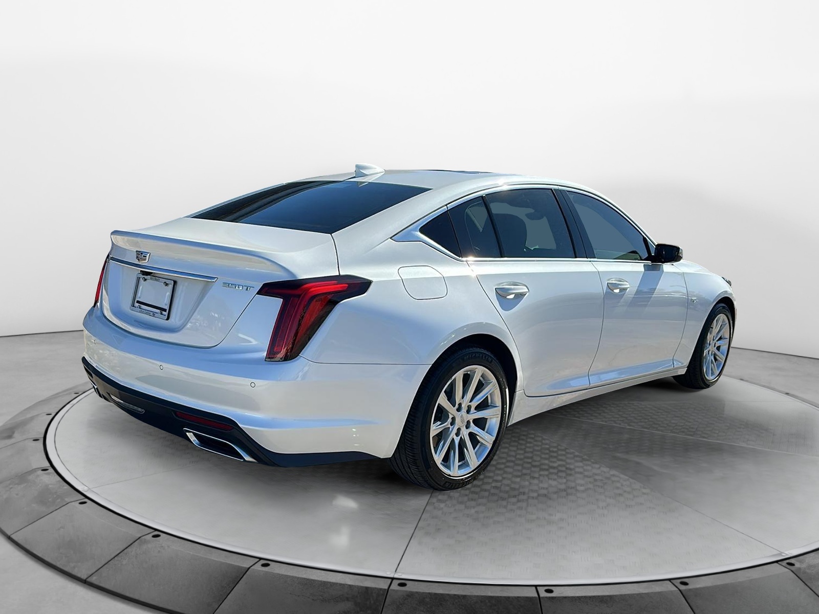 2022 Cadillac CT5 Luxury 7