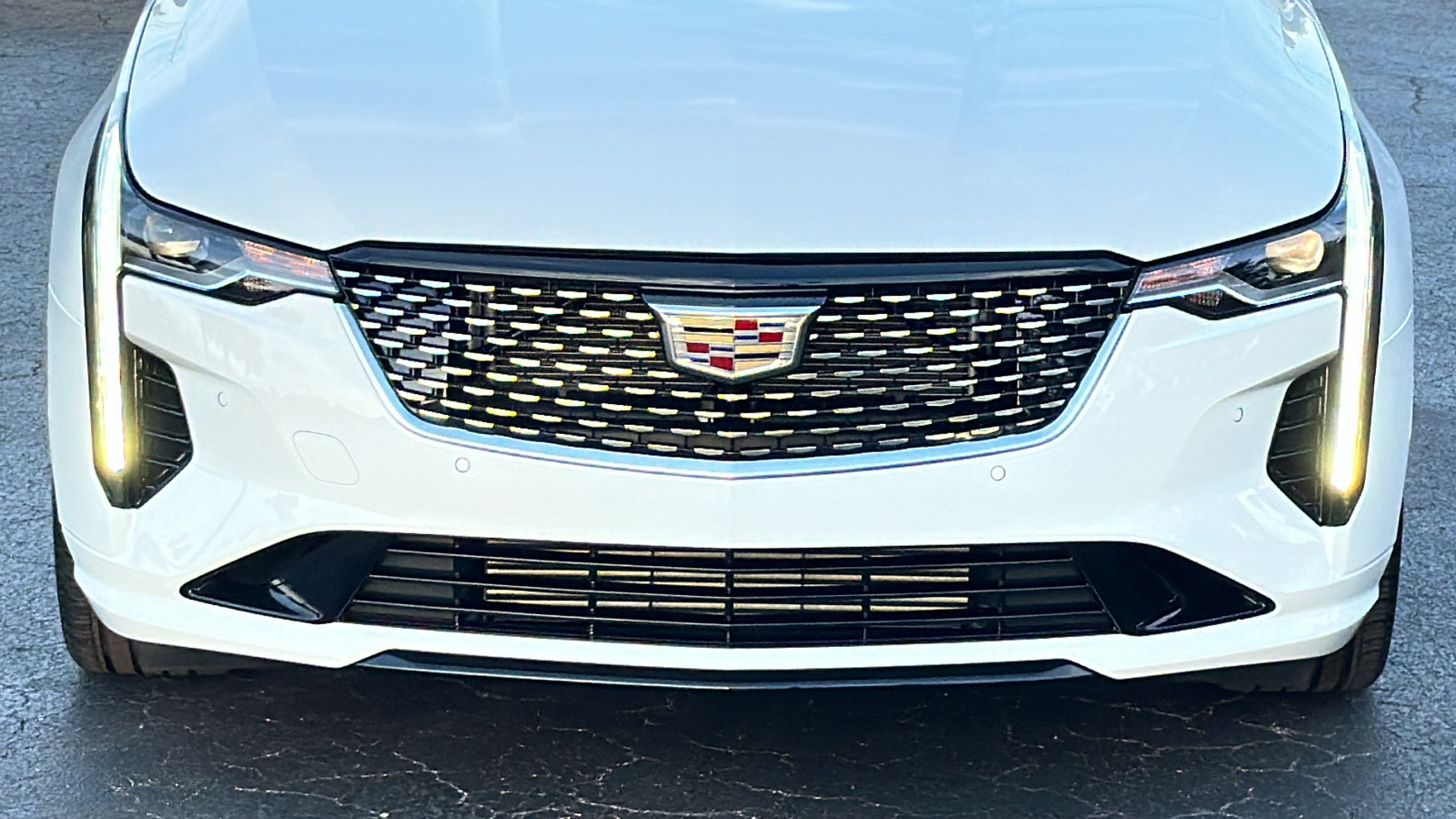 2024 Cadillac CT4 Premium Luxury 9