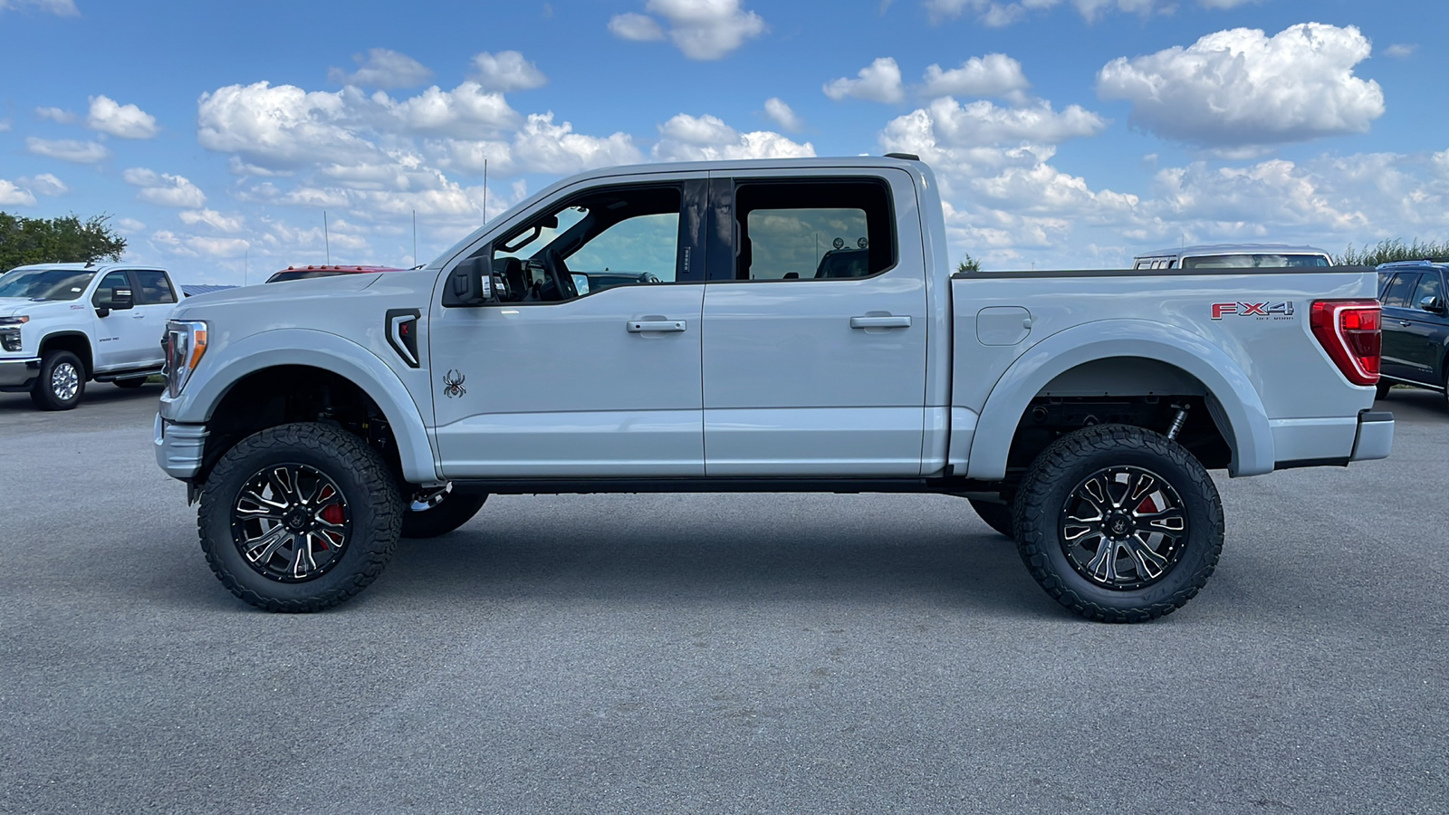 2023 Ford F-150 XLT 4