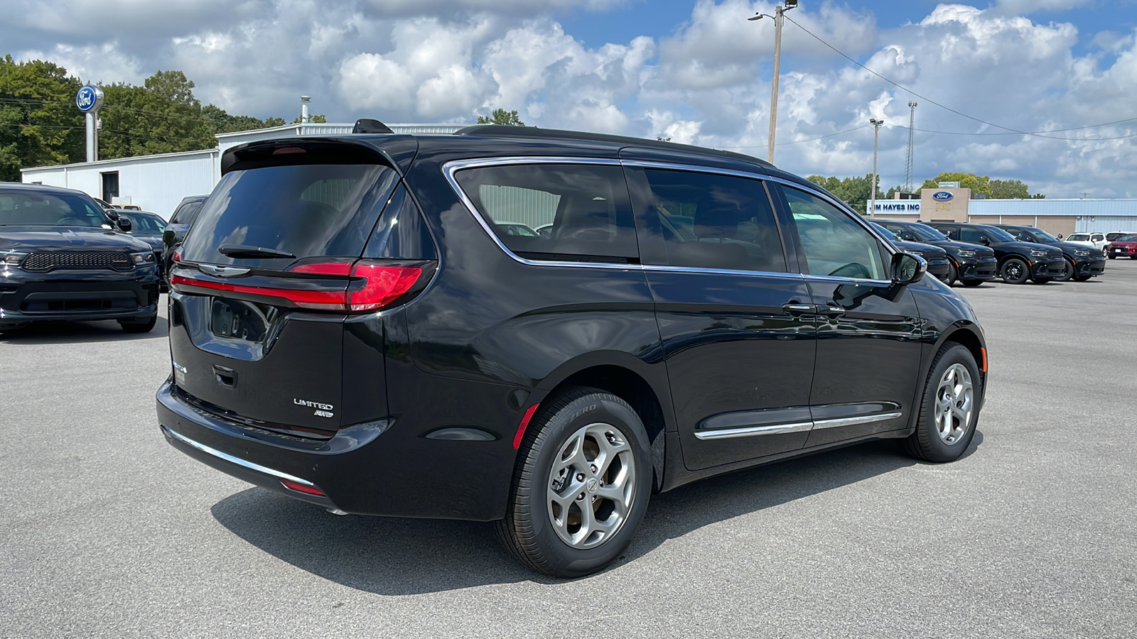 2023 Chrysler Pacifica Limited 7