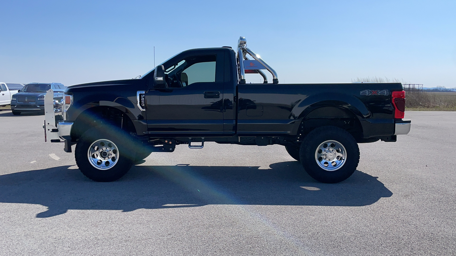 2022 Ford Super Duty F-250 SRW XLT 4