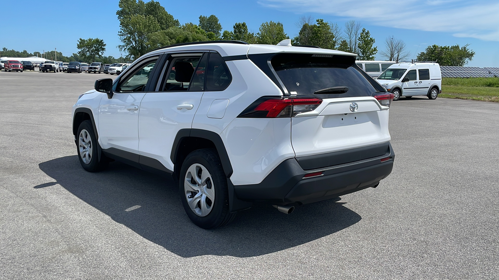 2021 Toyota RAV4 LE 5