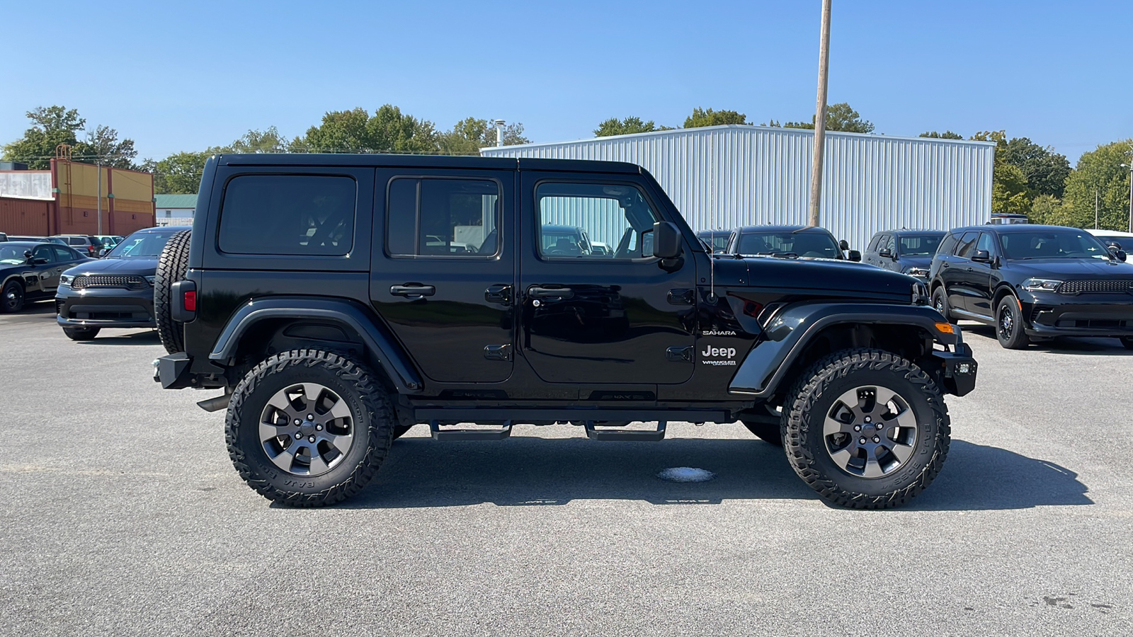 2018 Jeep Wrangler Unlimited Sahara 8