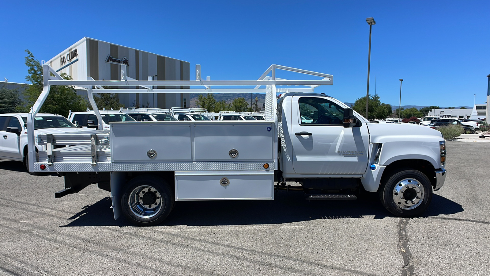 2023 Chevrolet Silverado MD Work Truck 4