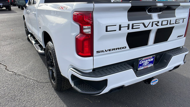 2024 Chevrolet Silverado 1500 RST 8