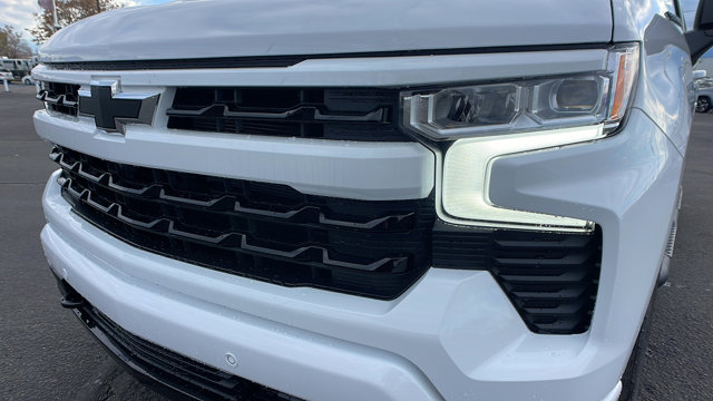 2024 Chevrolet Silverado 1500 RST 9