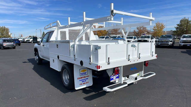 2024 Chevrolet Silverado 3500HD CC Work Truck 7