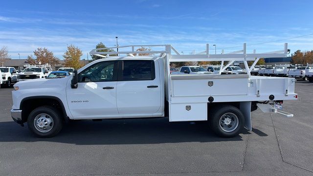 2024 Chevrolet Silverado 3500HD CC Work Truck 8