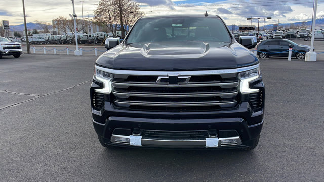 2024 Chevrolet Silverado 1500 High Country 2