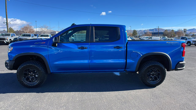 2024 Chevrolet Silverado 1500 ZR2 8