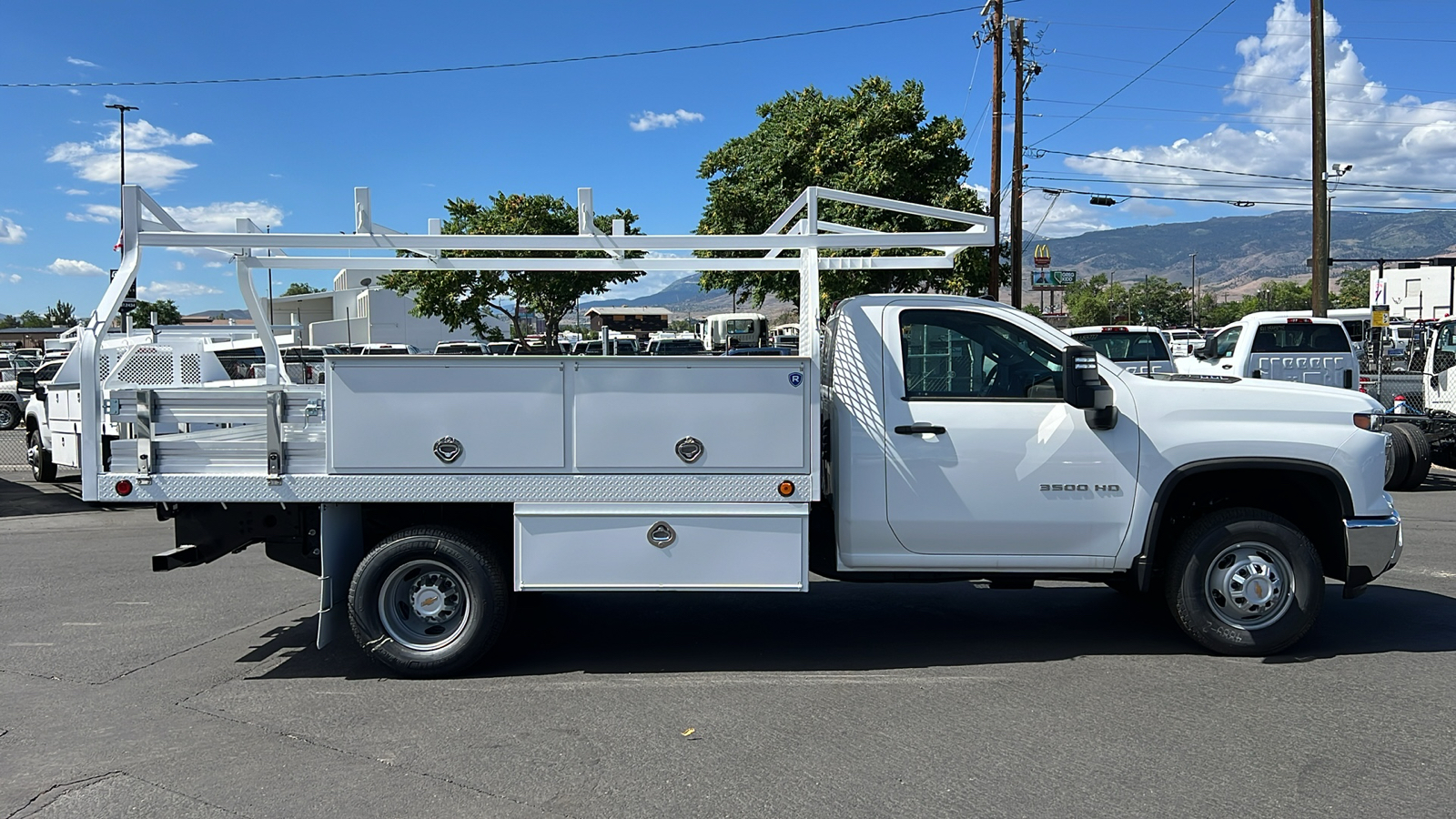 2024 Chevrolet Silverado 3500HD CC Work Truck 4