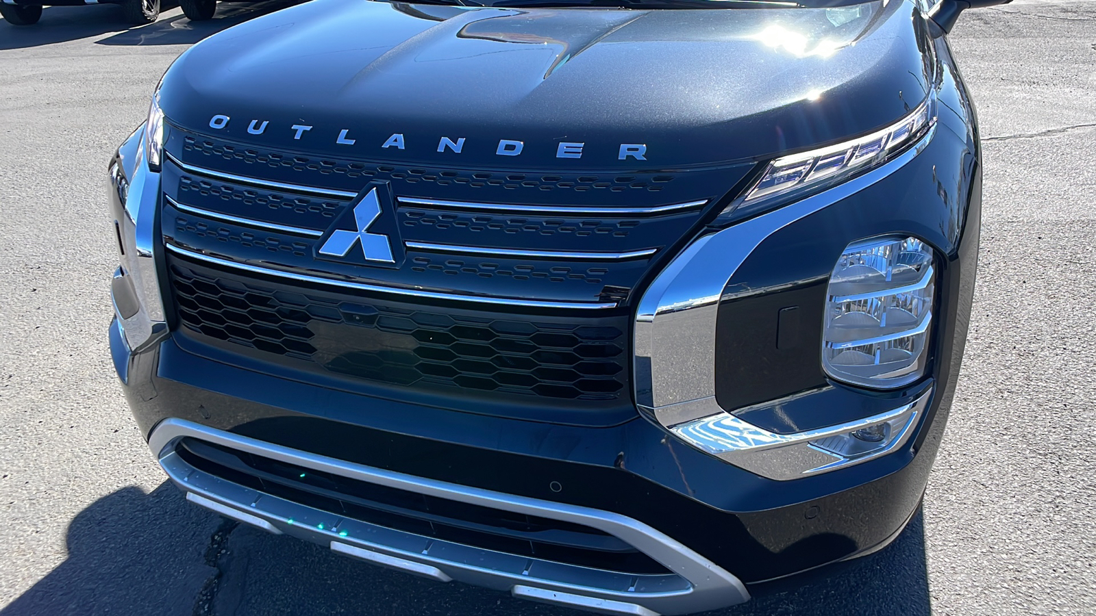 2023 Mitsubishi Outlander PHEV  10