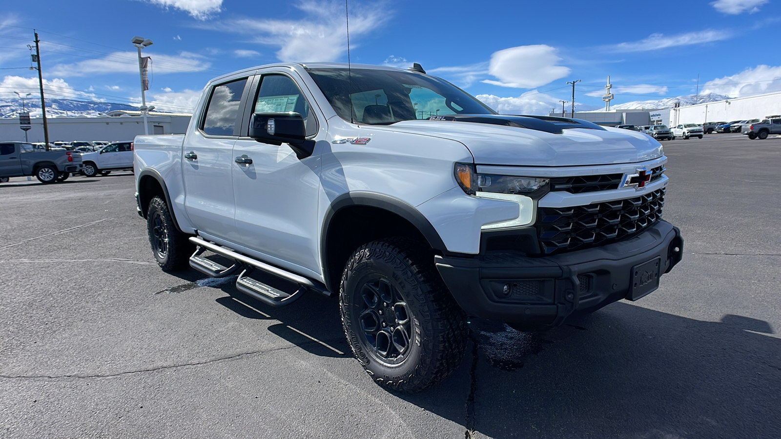 2024 Chevrolet Silverado 1500 ZR2 3