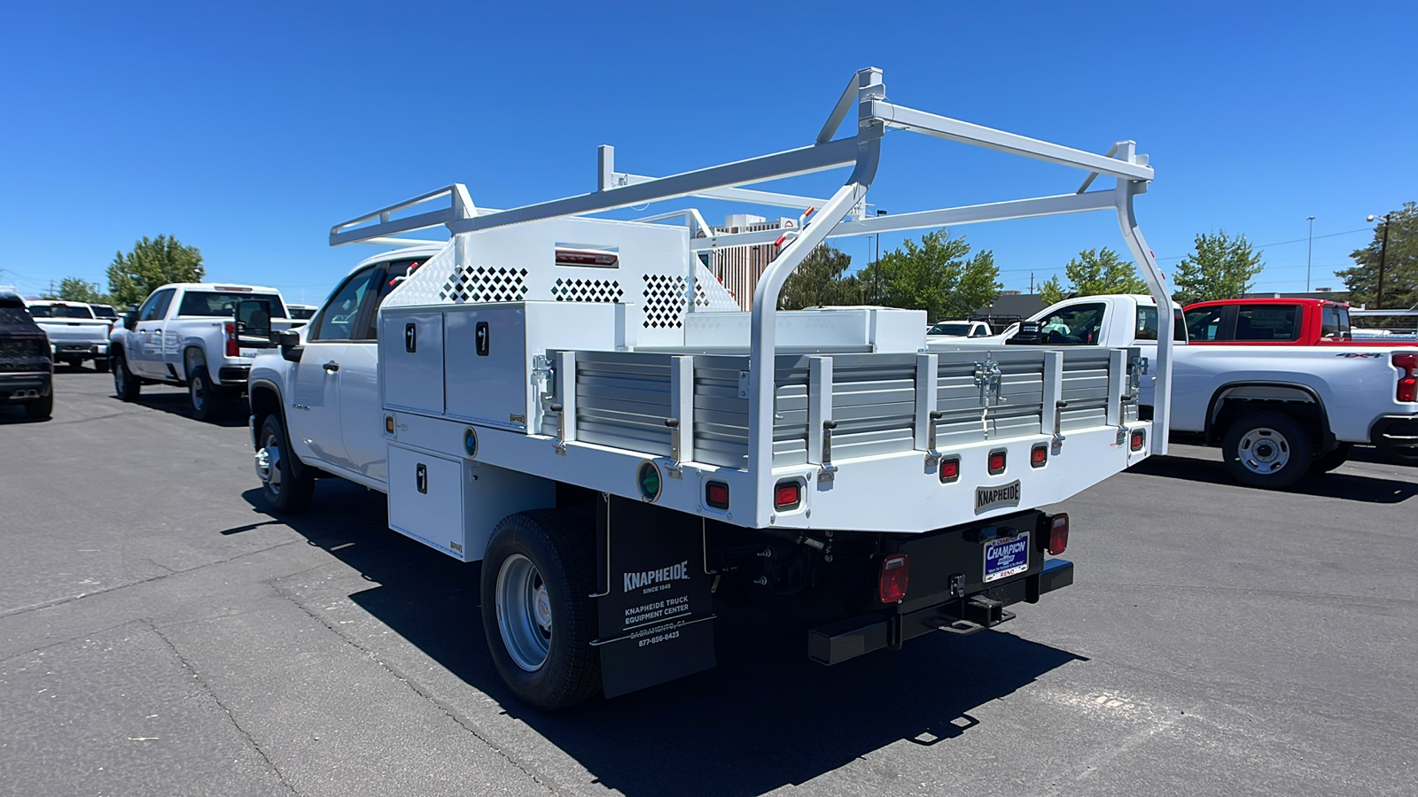 2024 Chevrolet Silverado 3500HD CC Work Truck 7