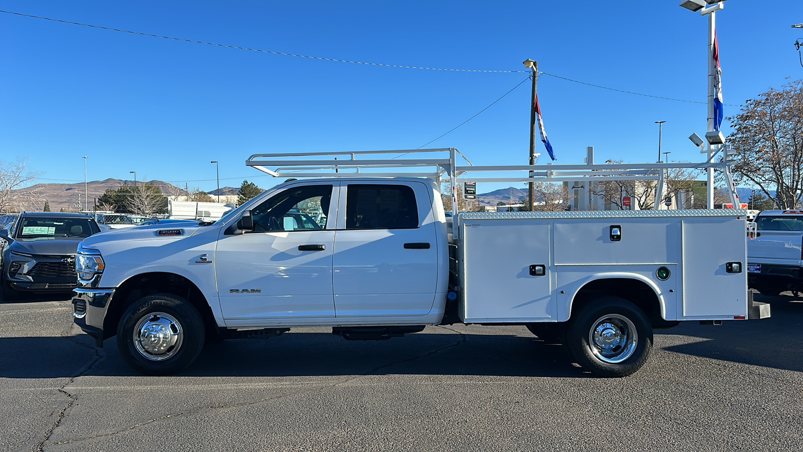 2022 Ram 3500 Chassis Cab Tradesman 8