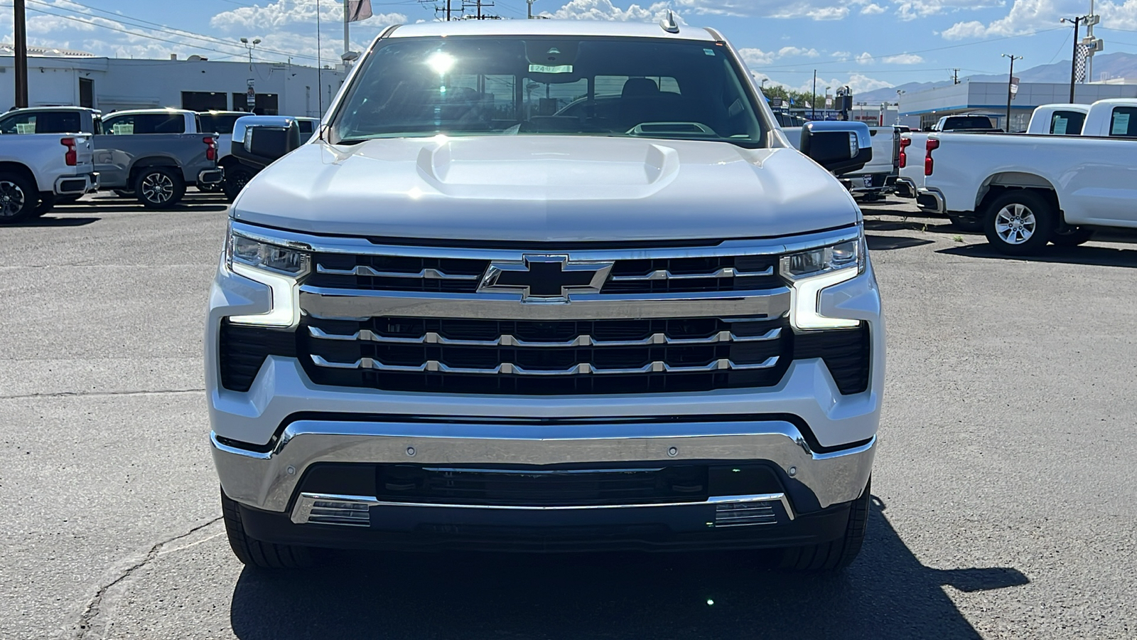 2024 Chevrolet Silverado 1500 LTZ 2