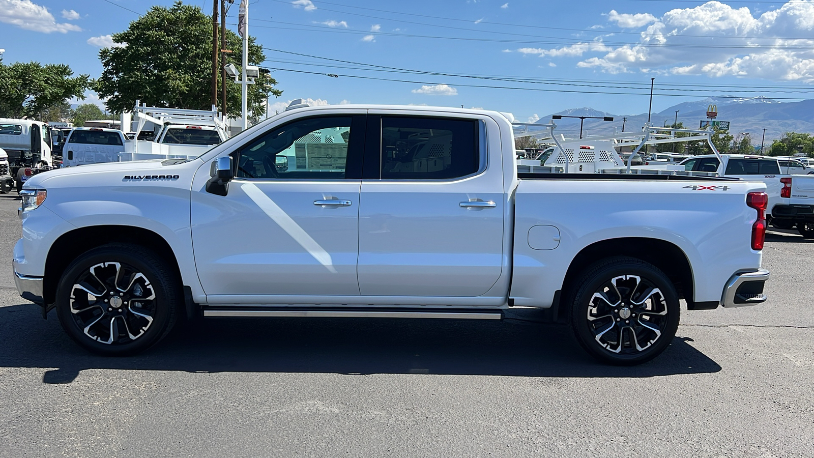 2024 Chevrolet Silverado 1500 LTZ 8