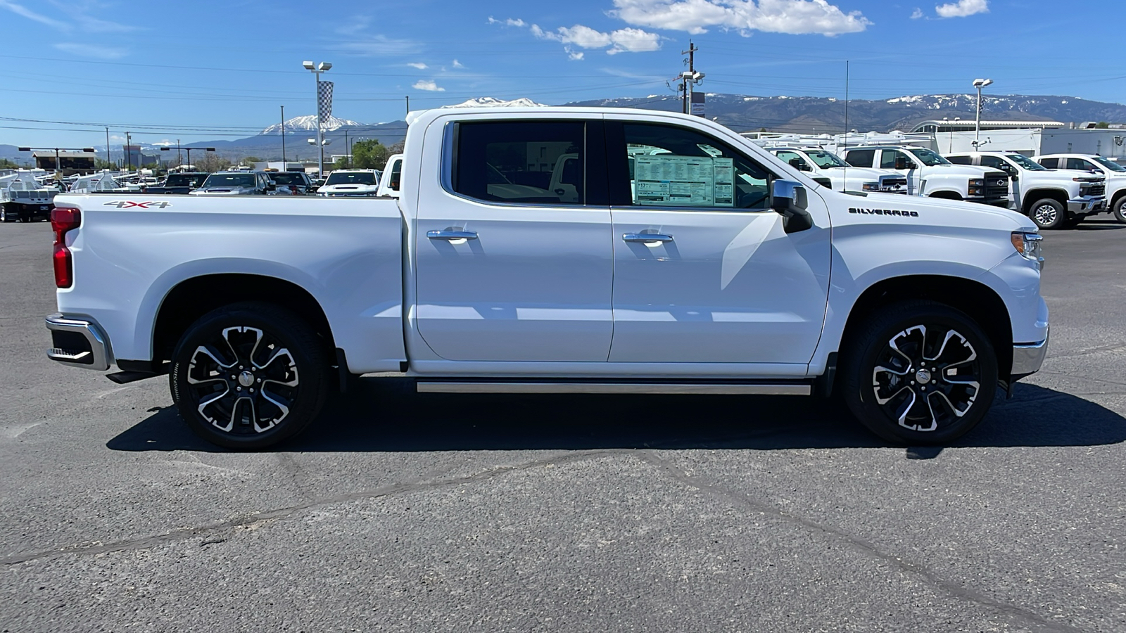 2024 Chevrolet Silverado 1500 LTZ 4