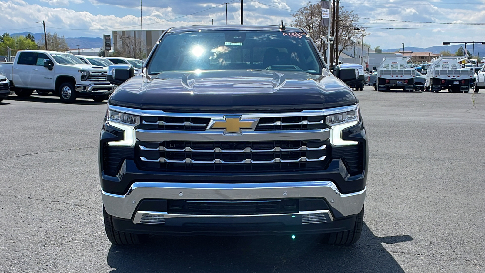 2024 Chevrolet Silverado 1500 LTZ 2