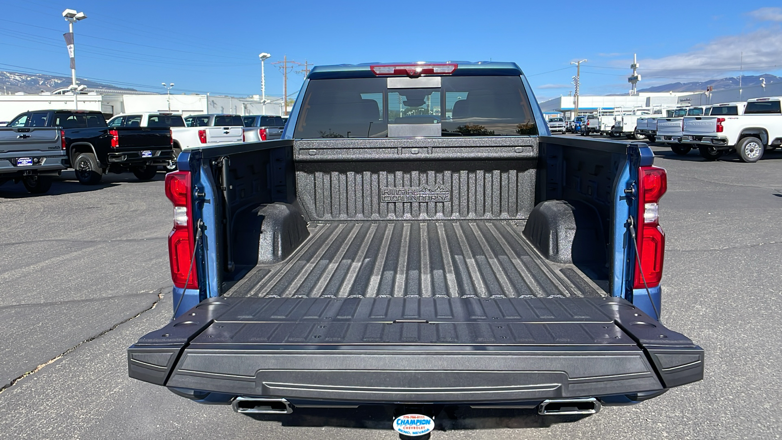 2024 Chevrolet Silverado 1500 High Country 8