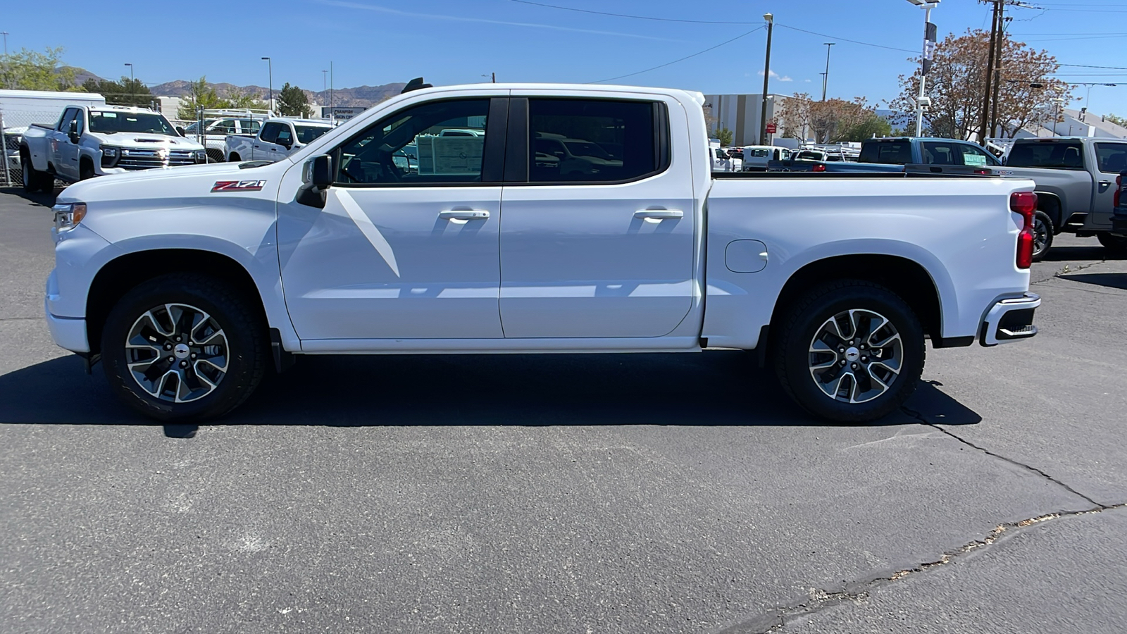 2024 Chevrolet Silverado 1500 RST 12