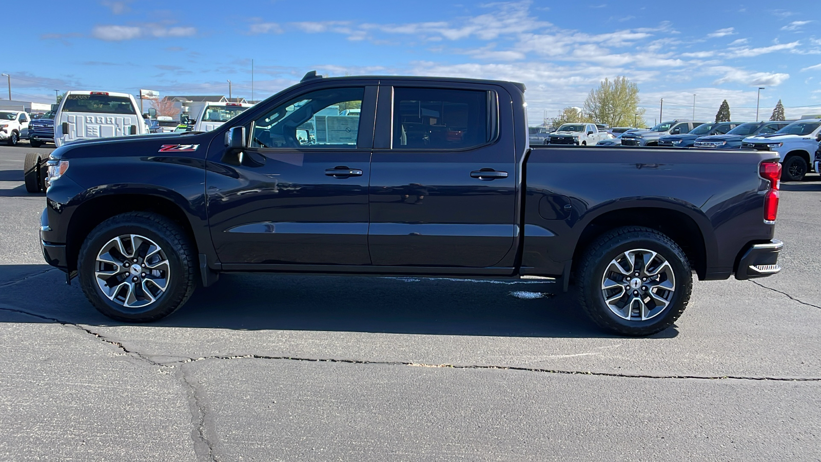 2024 Chevrolet Silverado 1500 RST 13