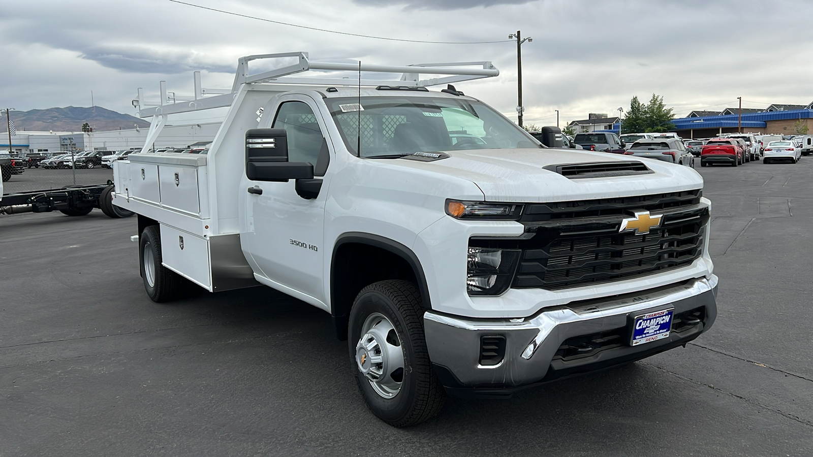 2024 Chevrolet Silverado 3500HD CC Work Truck 3