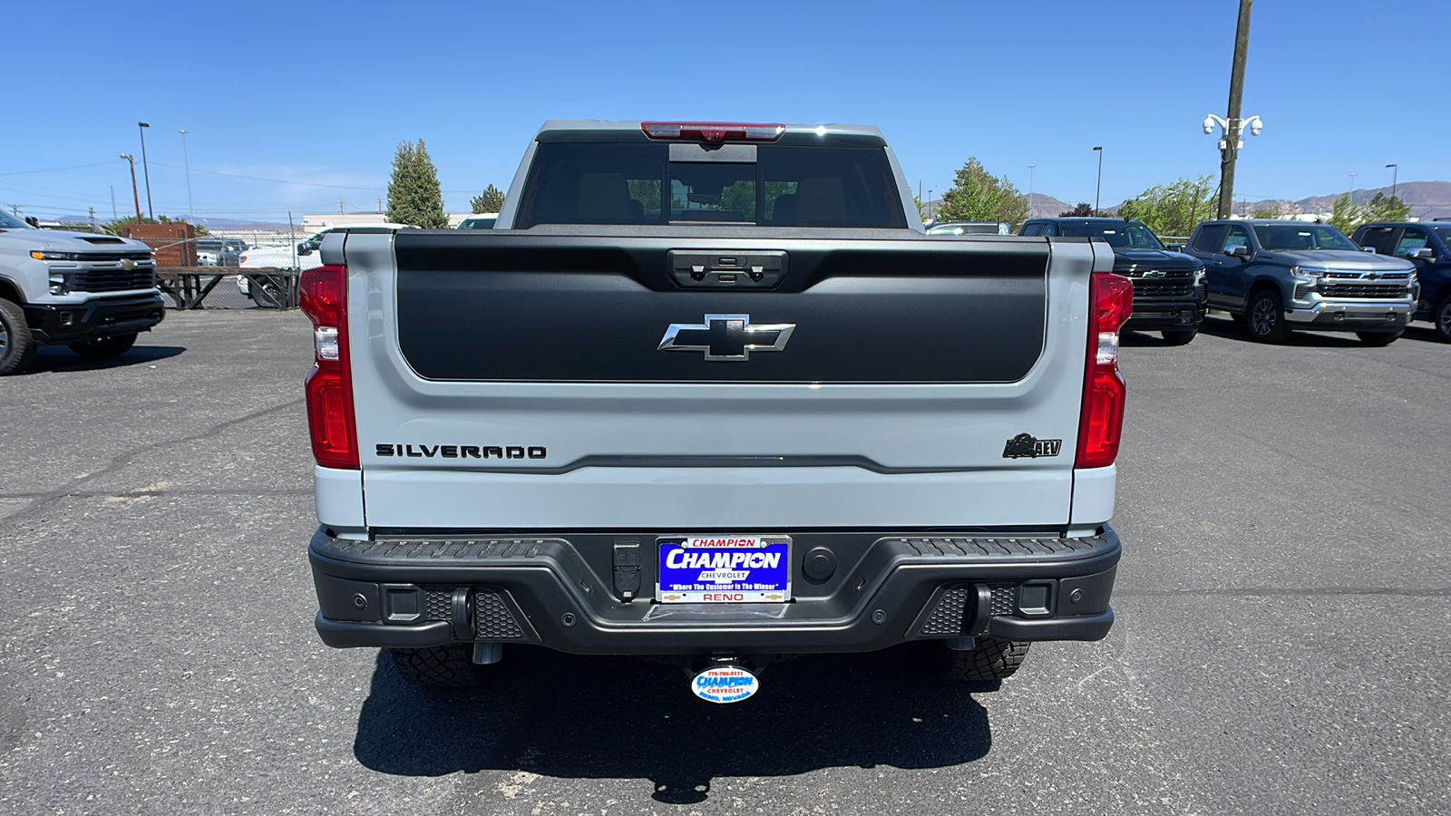 2024 Chevrolet Silverado 1500 ZR2 6