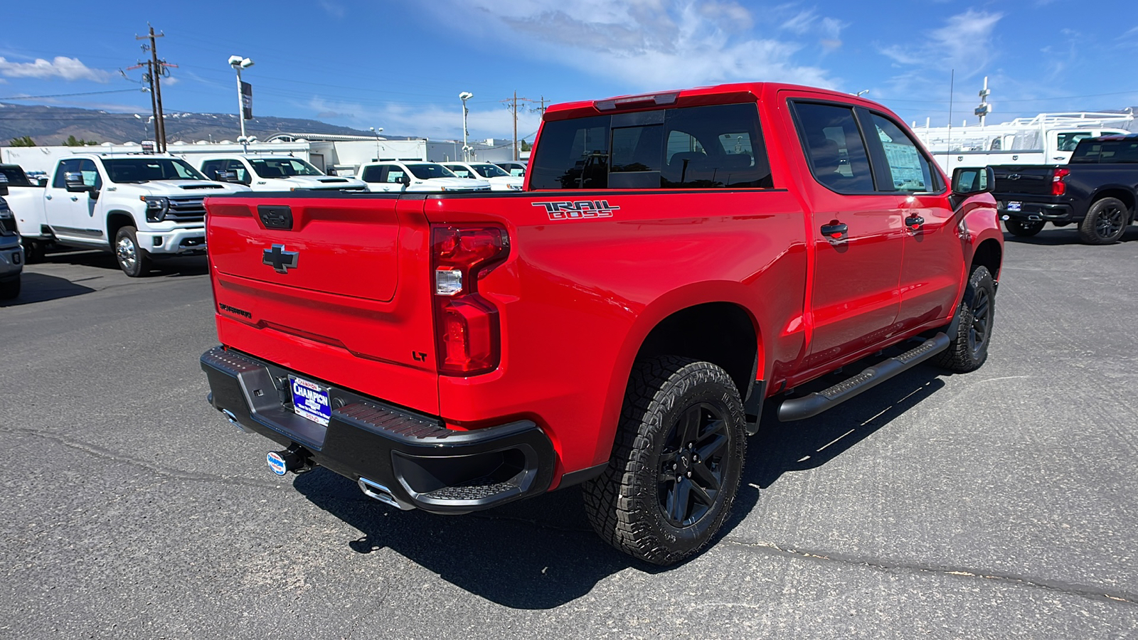 2024 Chevrolet Silverado 1500 LT Trail Boss 5