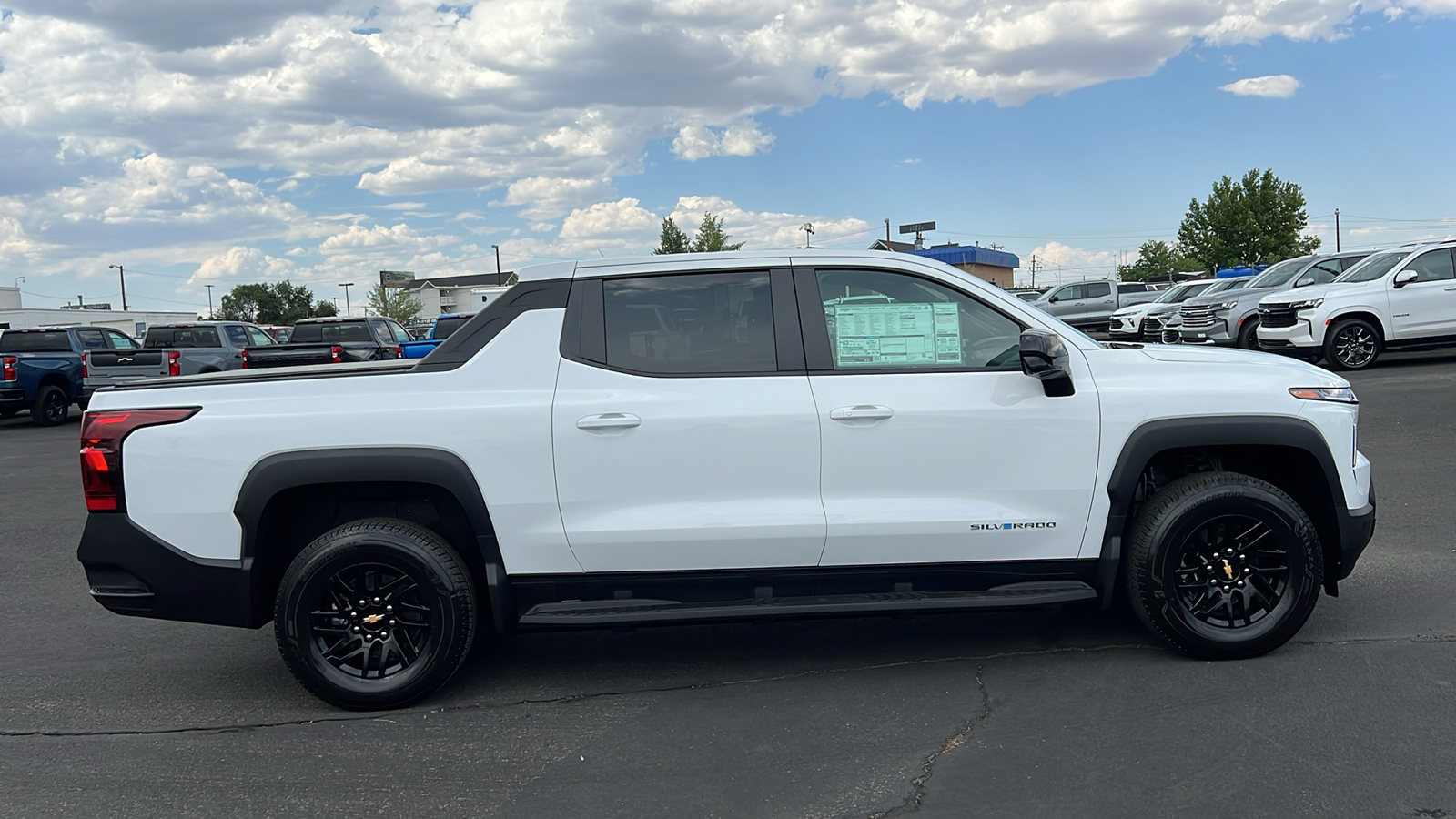 2024 Chevrolet Silverado EV Work Truck 4