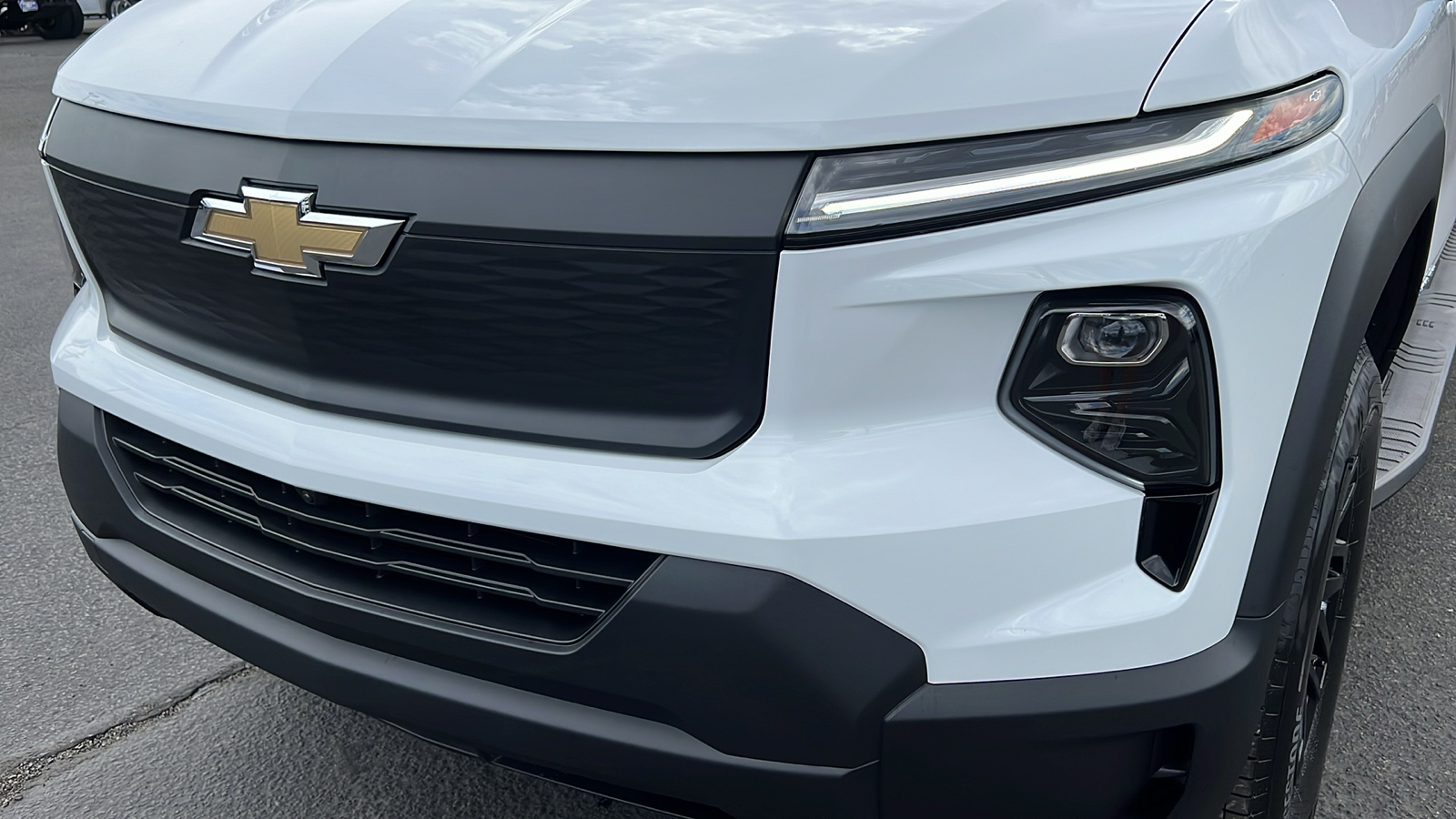 2024 Chevrolet Silverado EV Work Truck 9