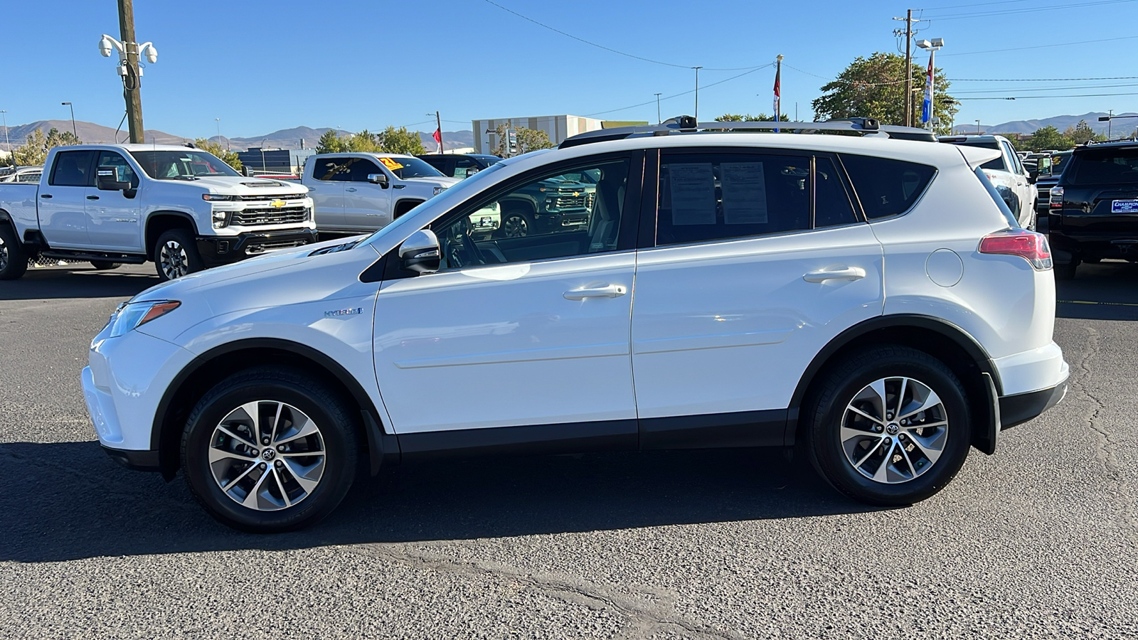 2018 Toyota RAV4 Hybrid  8