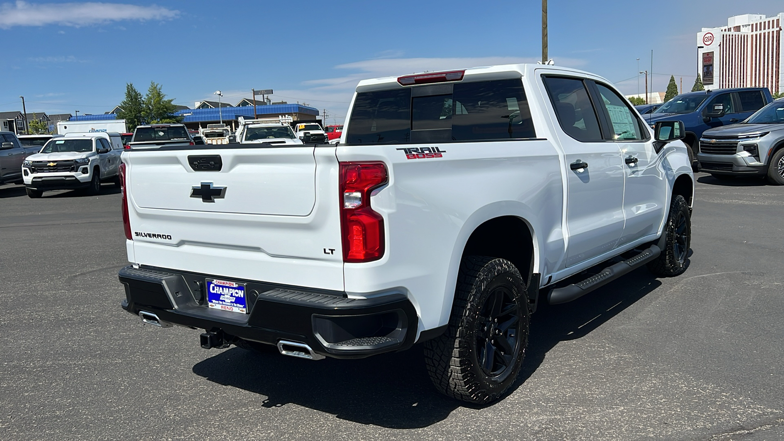 2024 Chevrolet Silverado 1500 LT Trail Boss 5