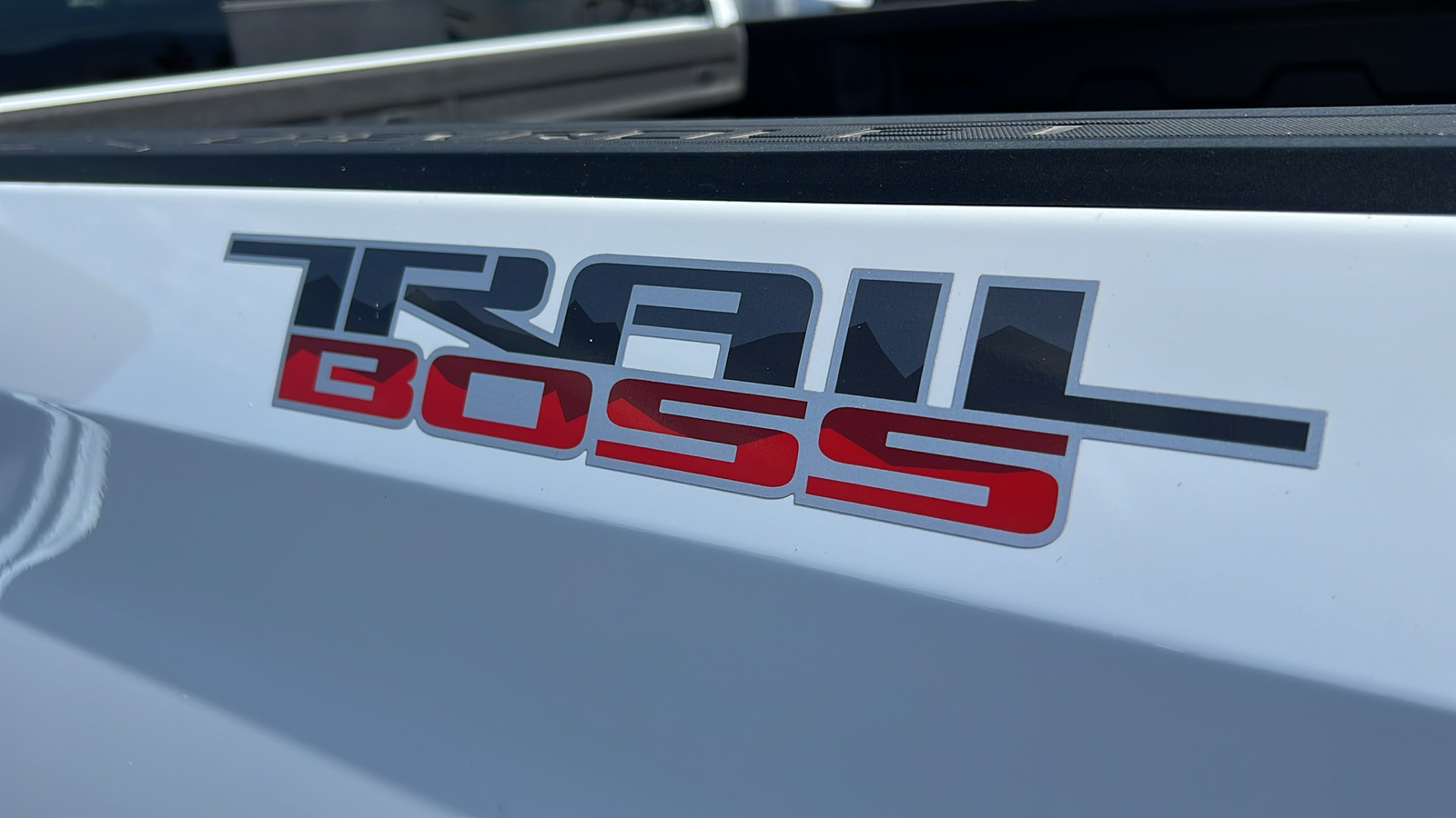 2024 Chevrolet Silverado 1500 LT Trail Boss 13