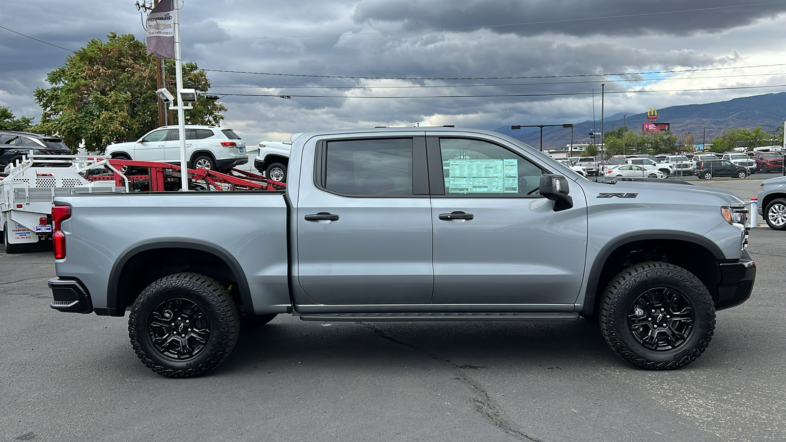 2024 Chevrolet Silverado 1500 ZR2 4