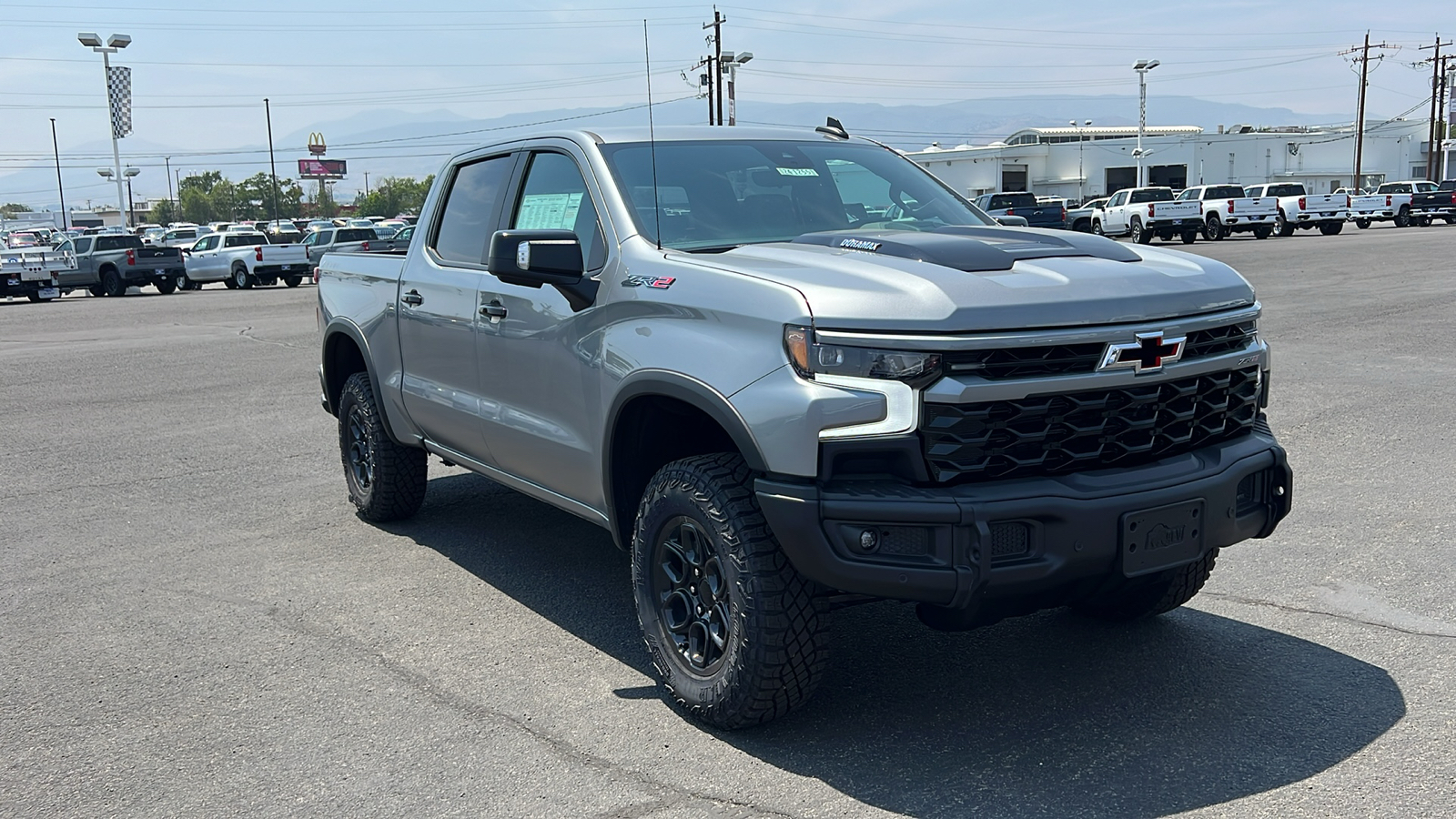 2024 Chevrolet Silverado 1500 ZR2 3