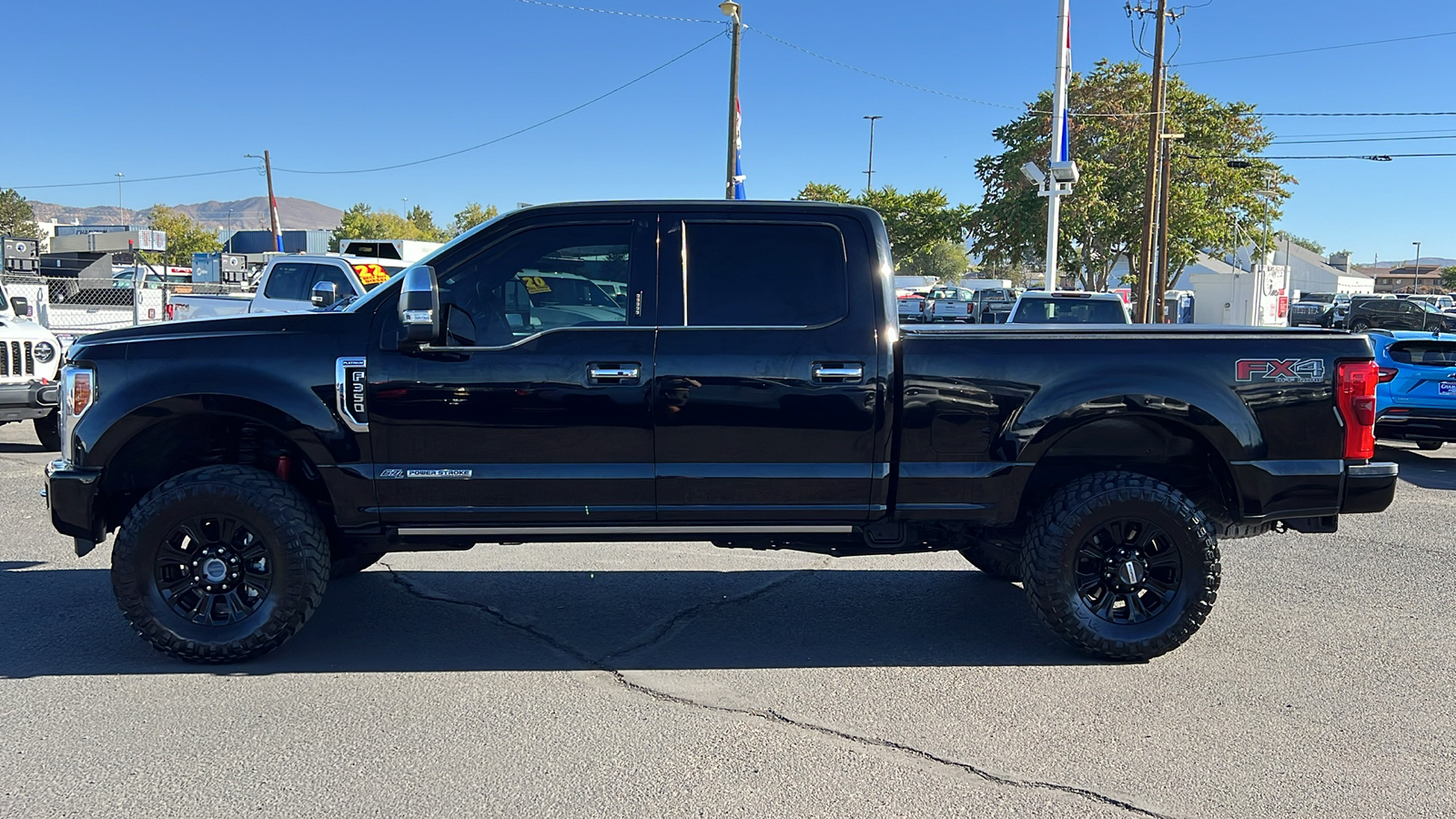 2017 Ford Super Duty F-350 SRW  8