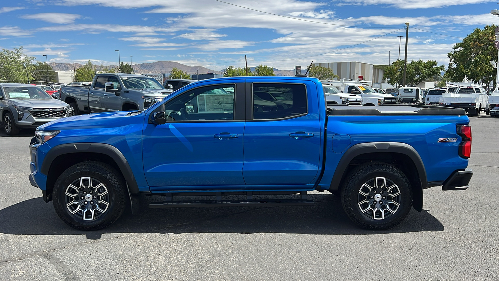 2024 Chevrolet Colorado 4WD Z71 8